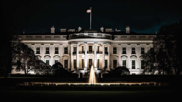 White House Illuminated