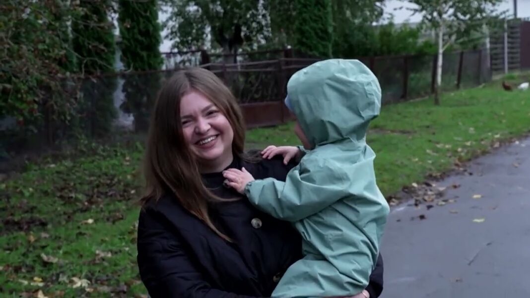Ukraine birth rates plunge as soldiers die and families put futures on hold | REUTERS